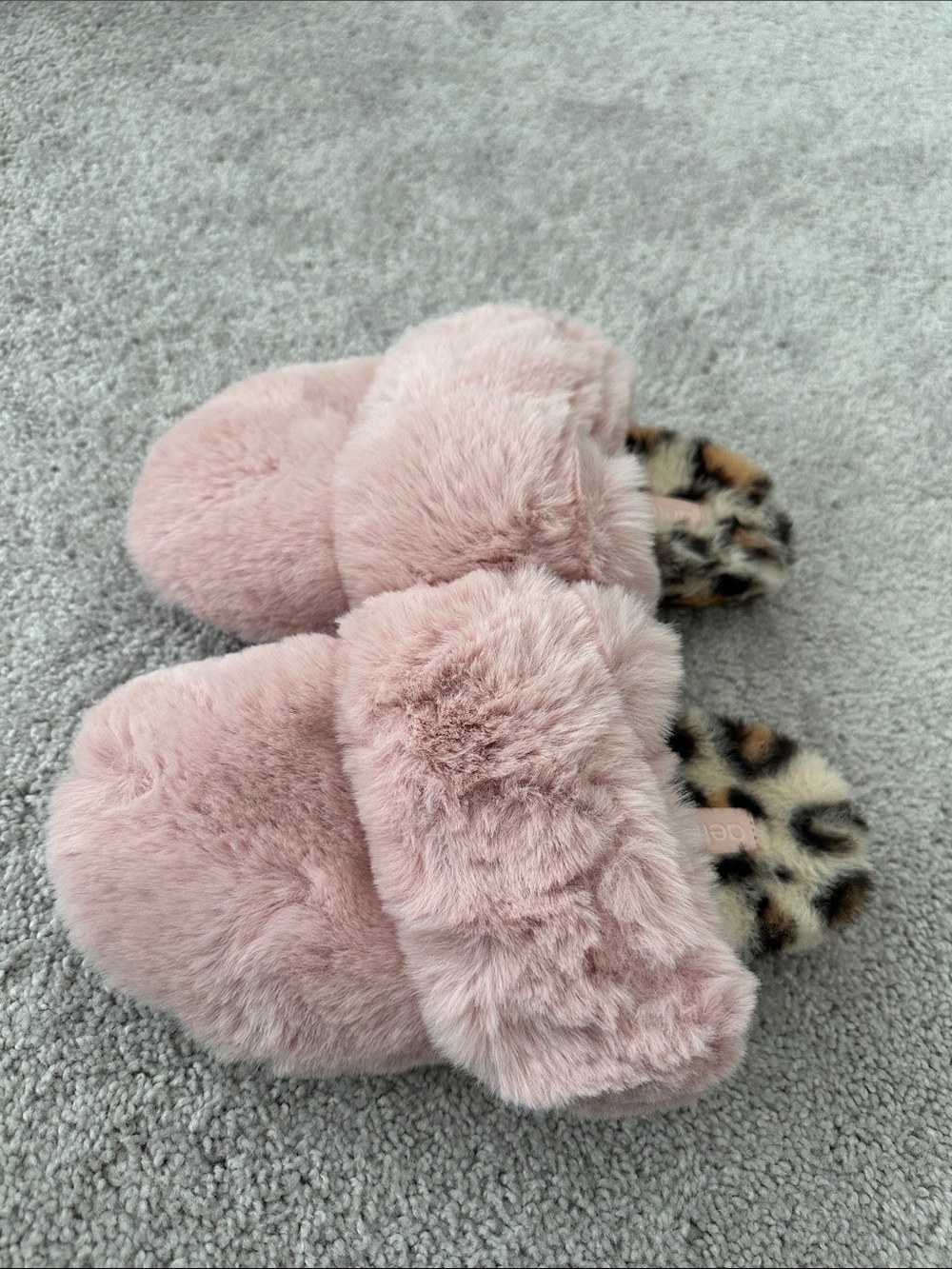 Aetrex Pink Faux-Fur Slide with Leopard-Print Insole